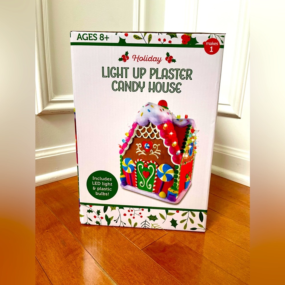 Plaster Gingerbread House Kit